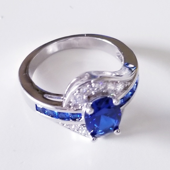 Sapphire Ring - Various Sizes - Picture 3 of 6